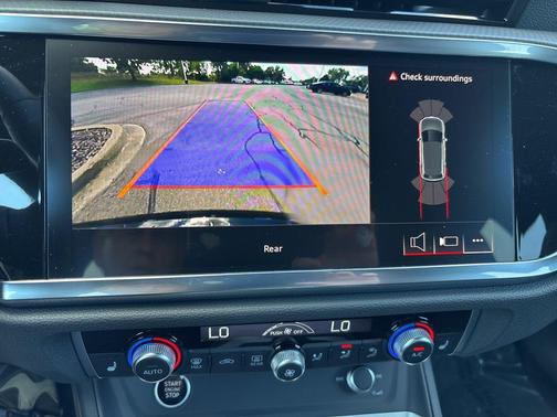 2025 Audi Q3 Premium 45 TFSI S line quattro Tiptronic