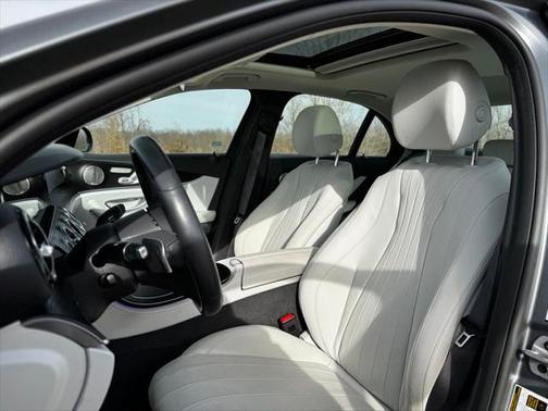 2022 Mercedes-Benz E-Class E 350