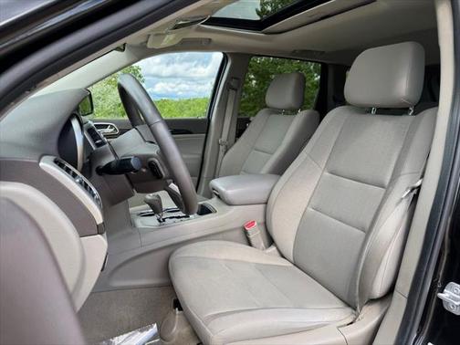 2013 Jeep Grand Cherokee Laredo