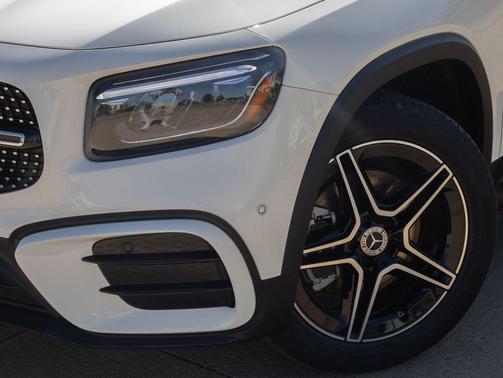 2024 Mercedes-Benz GLB 250 4MATIC