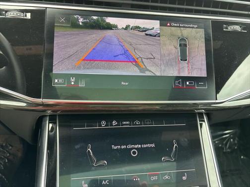 2022 Audi Q8 55 Premium