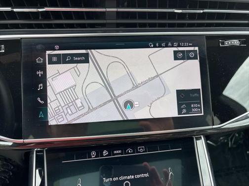 2022 Audi Q8 55 Premium