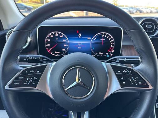 2025 Mercedes-Benz GLC 350e Base