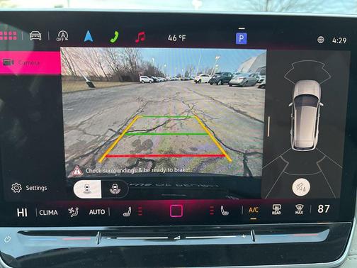 2025 Volkswagen Tiguan 2.0T SE 4MOTION