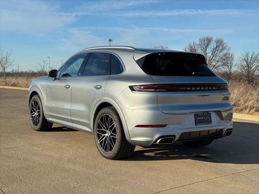 2024 Porsche Cayenne