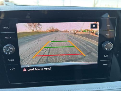 2026 Volkswagen Taos SEL