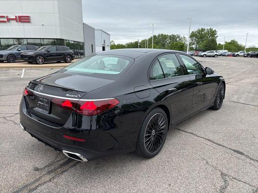 Obsidian Black 2026 Mercedes-Benz E-Class E 350