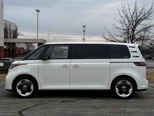 2025 Volkswagen ID. Buzz Pro S