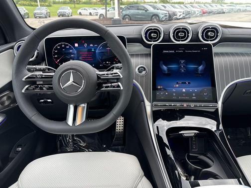 2025 Mercedes-Benz GLC 350e Base