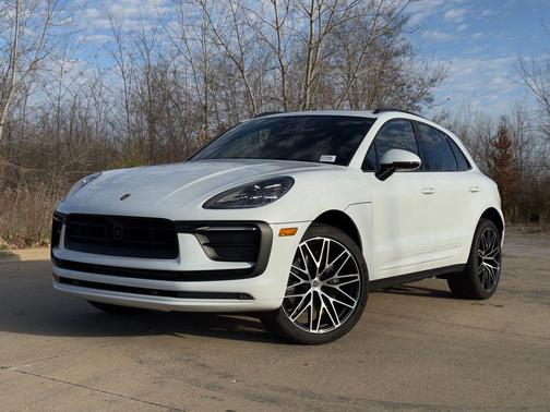2025 Porsche Macan 