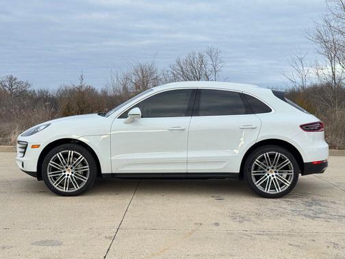 2017 Porsche Macan S