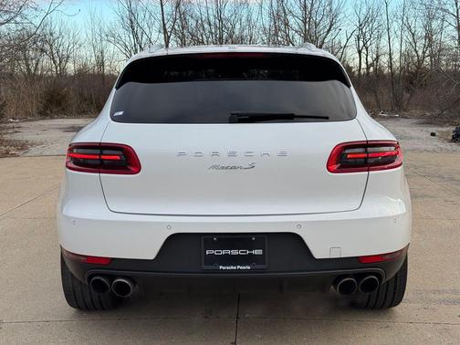 2017 Porsche Macan S