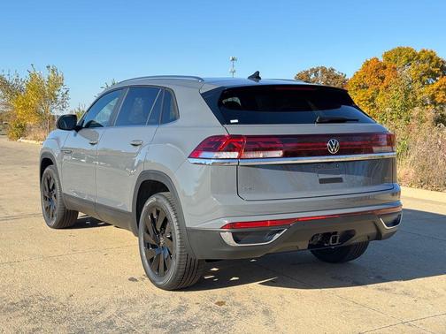 2026 Volkswagen Atlas Cross Sport 2.0T SE w/Technology 4MOTION