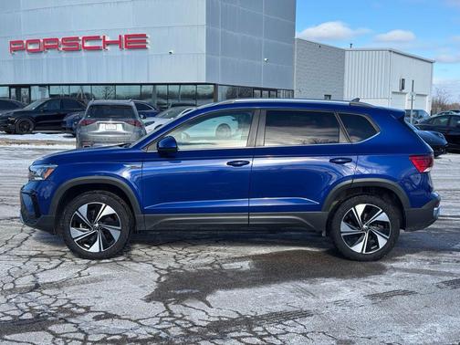 2024 Volkswagen Taos 1.5T SE