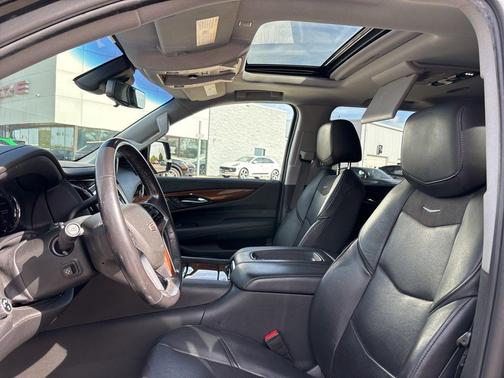2020 Cadillac Escalade Premium Luxury