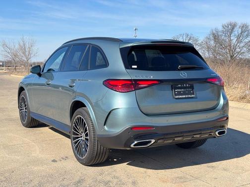 2025 Mercedes-Benz GLC 300 4MATIC
