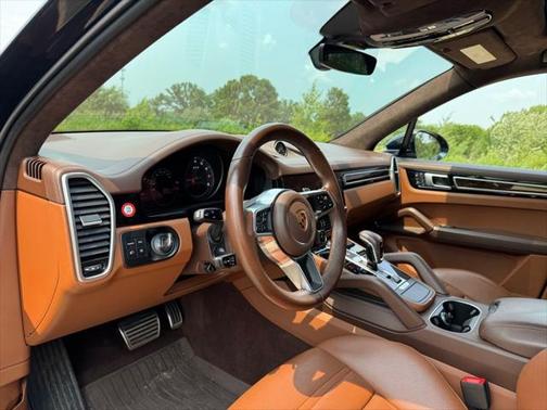 2022 Porsche Cayenne GTS