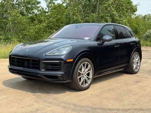 2022 Porsche Cayenne GTS