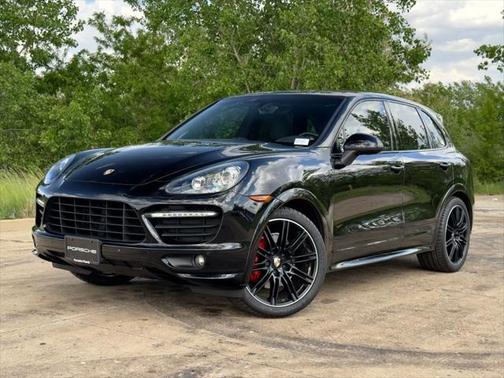 2013 Porsche Cayenne GTS