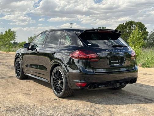 2013 Porsche Cayenne GTS