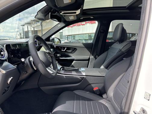 2025 Mercedes-Benz GLC 350e Base