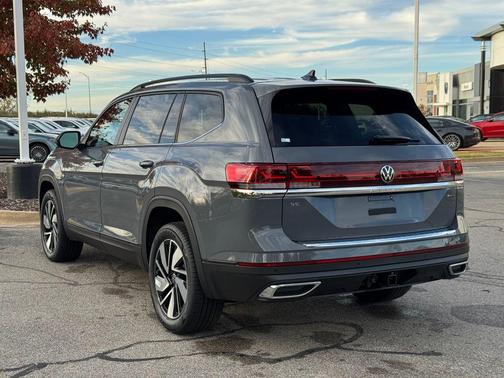 2026 Volkswagen Atlas 2.0T SE w/Technology 4MOTION