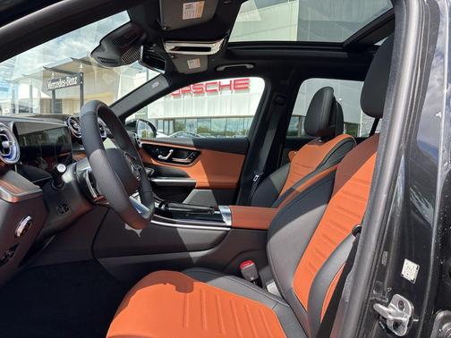 2025 Mercedes-Benz GLC 350e Base