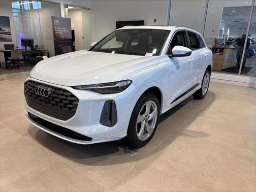 2025 Audi Q5 Premium Plus