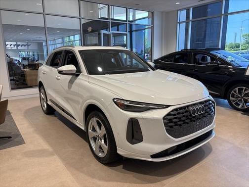 2025 Audi Q5 Premium Plus
