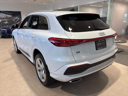 2025 Audi Q5 Premium Plus