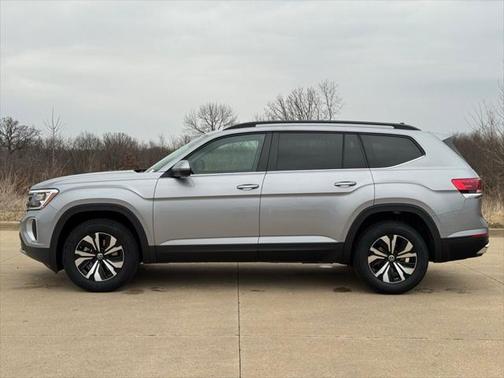 2025 Volkswagen Atlas 2.0T SE