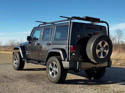 2017 Jeep Wrangler Unlimited Sahara