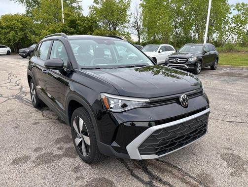 Deep Black 2025 Volkswagen Taos 1.5T S