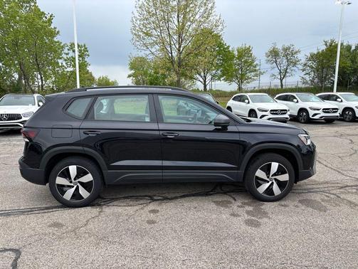 Deep Black 2025 Volkswagen Taos 1.5T S