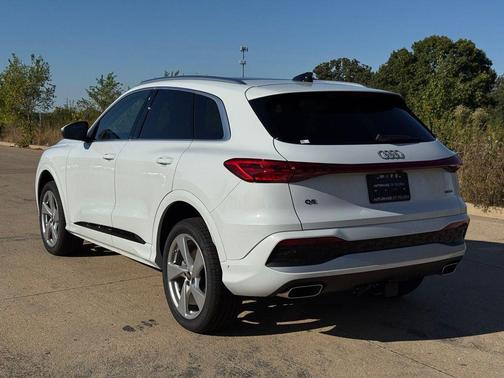 2025 Audi Q5 Premium Plus TFSI quattro S tronic