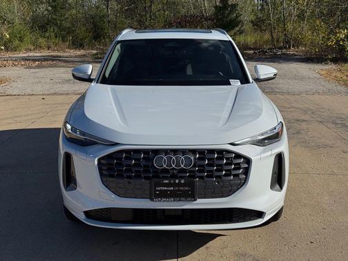 2025 Audi Q5 Premium Plus TFSI quattro S tronic