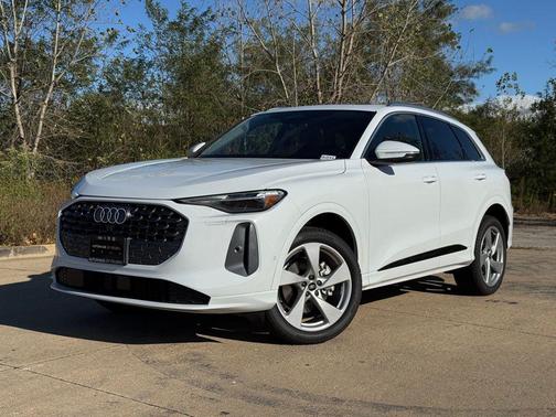 2025 Audi Q5 Premium Plus TFSI quattro S tronic