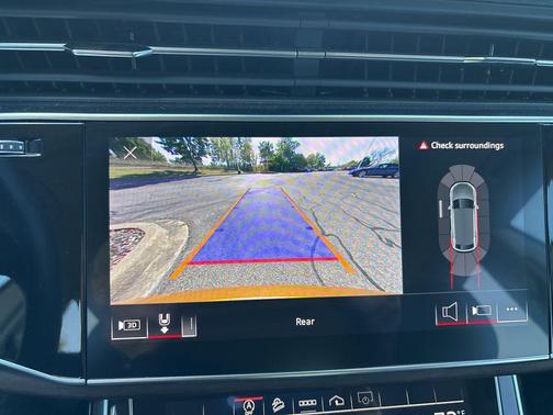 2023 Audi Q8 55 Premium Plus