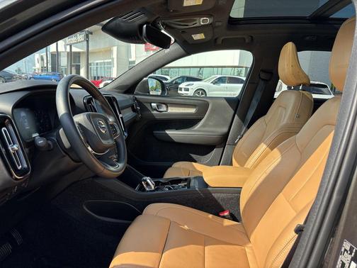 2019 Volvo XC40 T4 Inscription