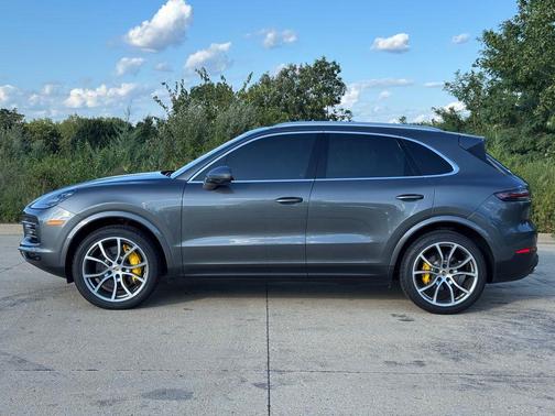 2021 Porsche Cayenne S