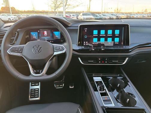 2026 Volkswagen Atlas Cross Sport 2.0T SEL Premium