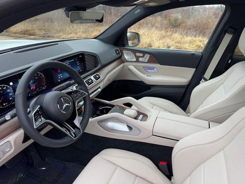 Polar White 2025 Mercedes-Benz GLS 450 4MATIC