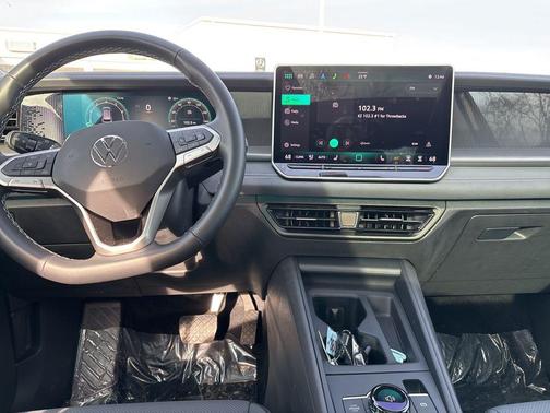 2025 Volkswagen Tiguan 2.0T SE 4MOTION