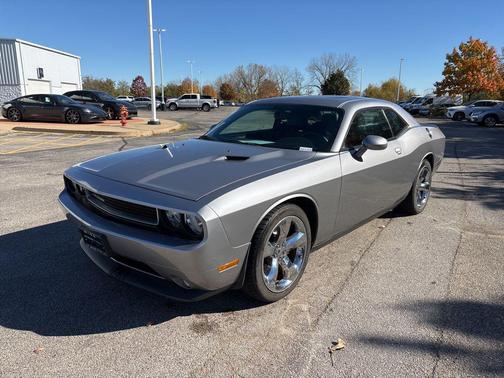 2014 Dodge Challenger SXT