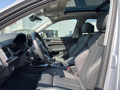 2025 Audi Q5 45 S line Premium Plus