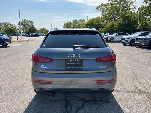 Daytona Gray Pearl 2018 Audi Q3 2.0T Premium