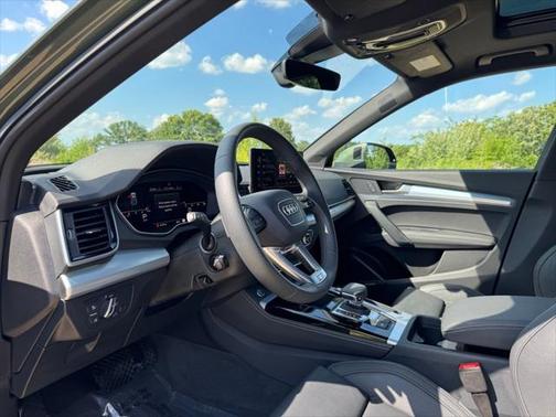 2025 Audi Q5 45 S line Premium Plus