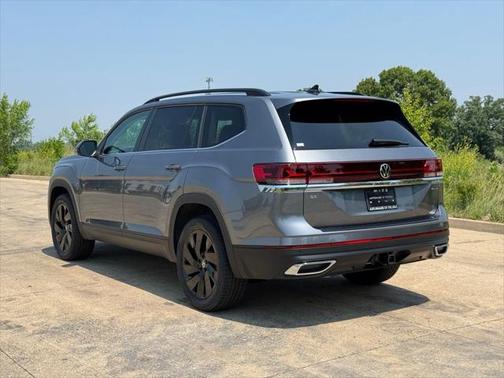 2025 Volkswagen Atlas 2.0T SE w/Technology 4MOTION