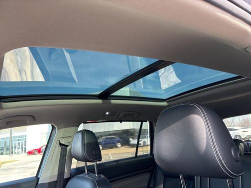 2023 Volkswagen Atlas 3.6L SEL