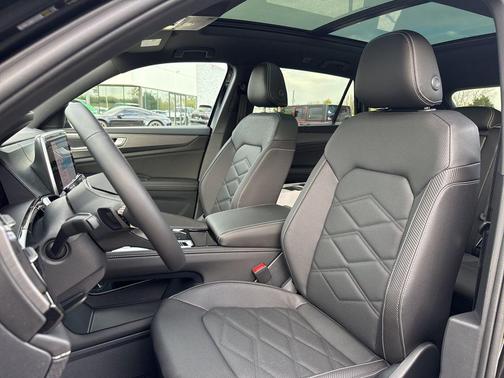 2026 Volkswagen Atlas Cross Sport 2.0T SE w/Technology 4MOTION